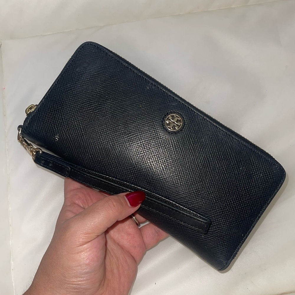 Tory birch zip wallet